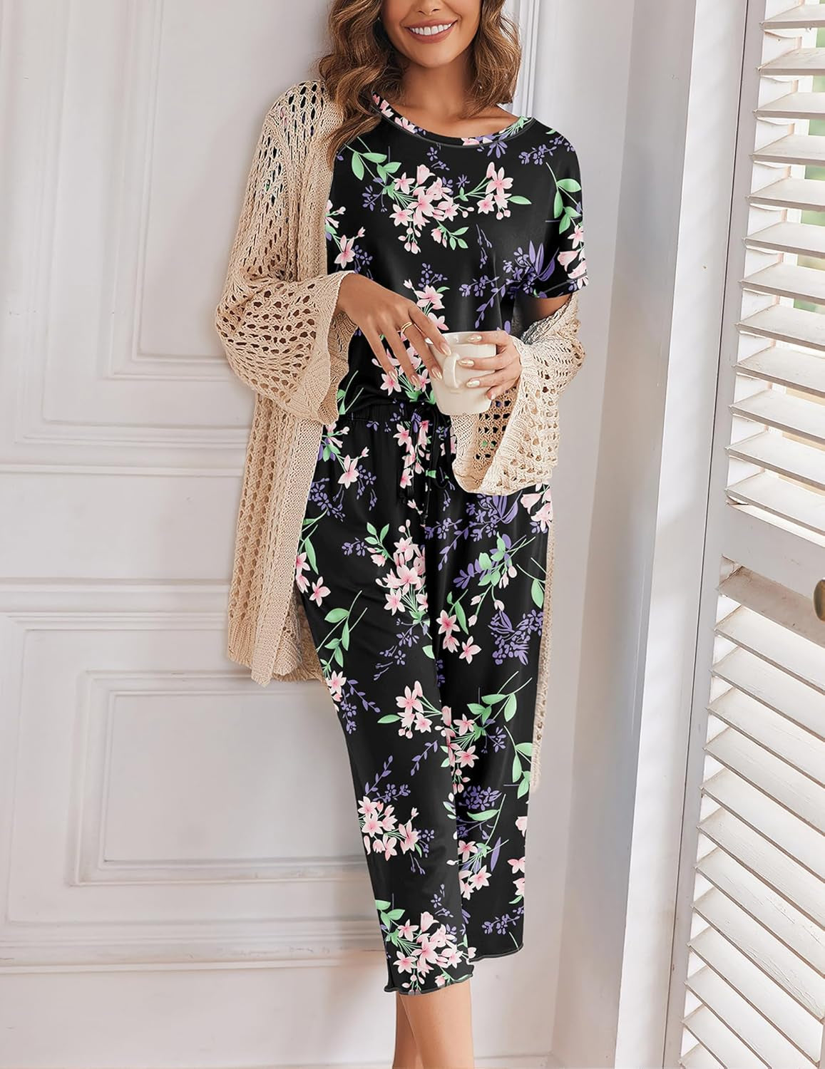 Women'S Capri Pajama Sets Print Short Sleeve Sleepwear Top and Capri Pants Soft Loungewear with Pocket