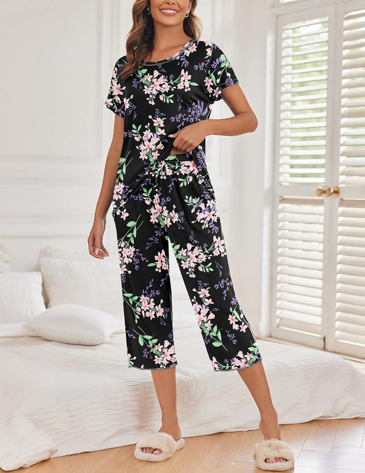 Women'S Capri Pajama Sets Print Short Sleeve Sleepwear Top and Capri Pants Soft Loungewear with Pocket